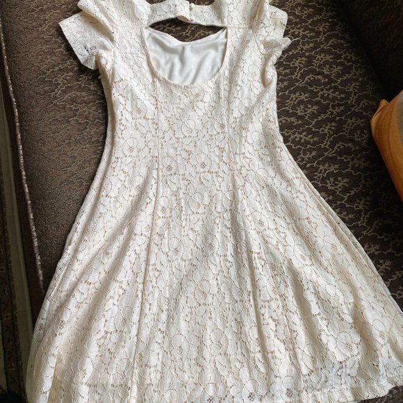 Rue21 Cream Lace Dress (M Juniors) - Picture 2 of 2